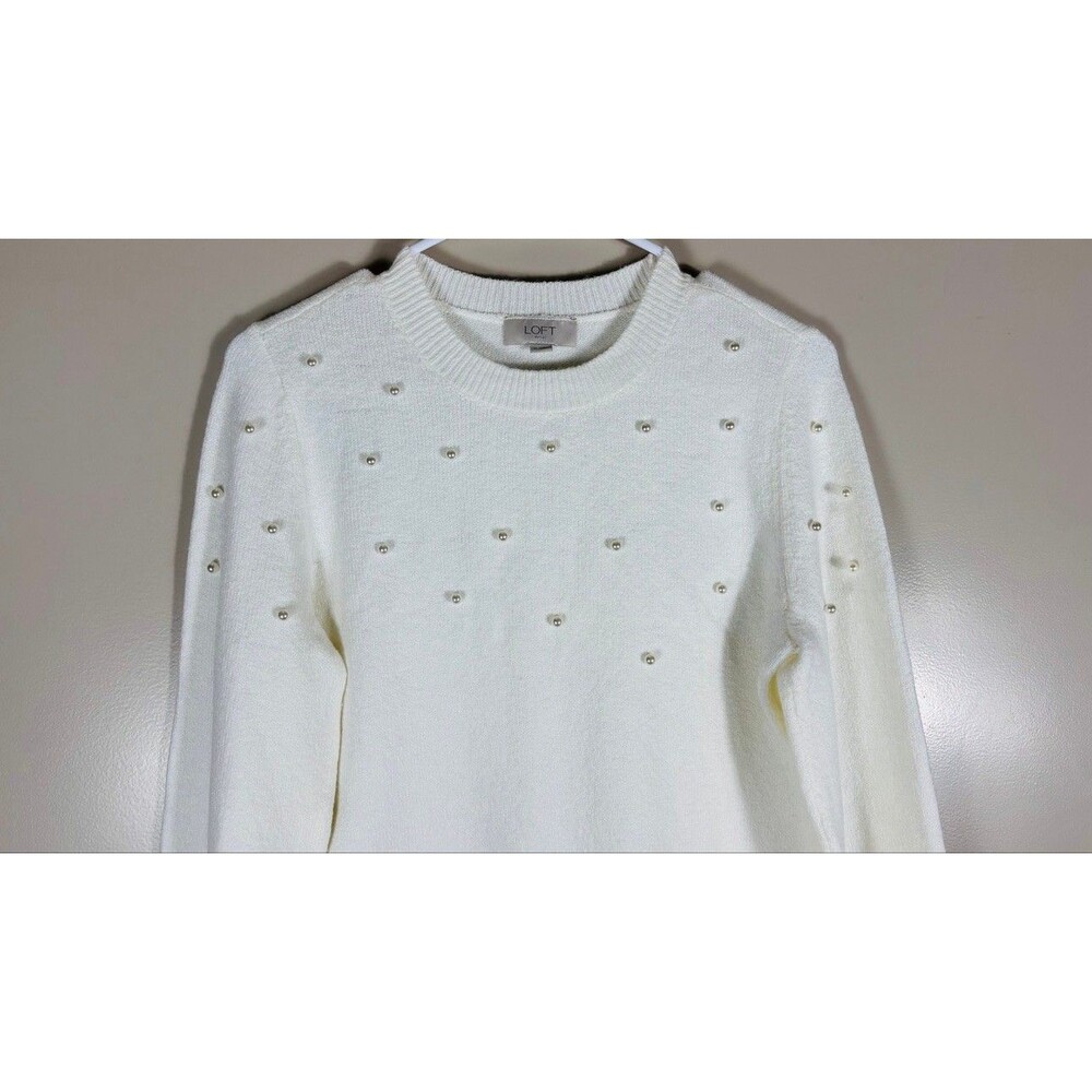 LOFT Pearl Embellished White Crewneck Knit Sweater Pullover Size M Romantic Soft